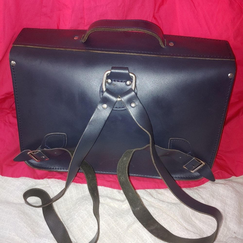 The Cambridge satchel Backpack - Picture 2 of 7